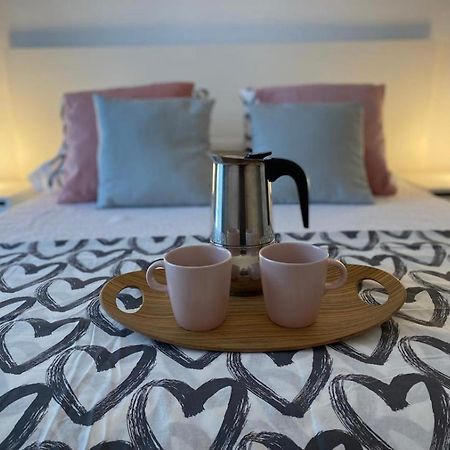 Confortable Habitacion مالقة المظهر الخارجي الصورة