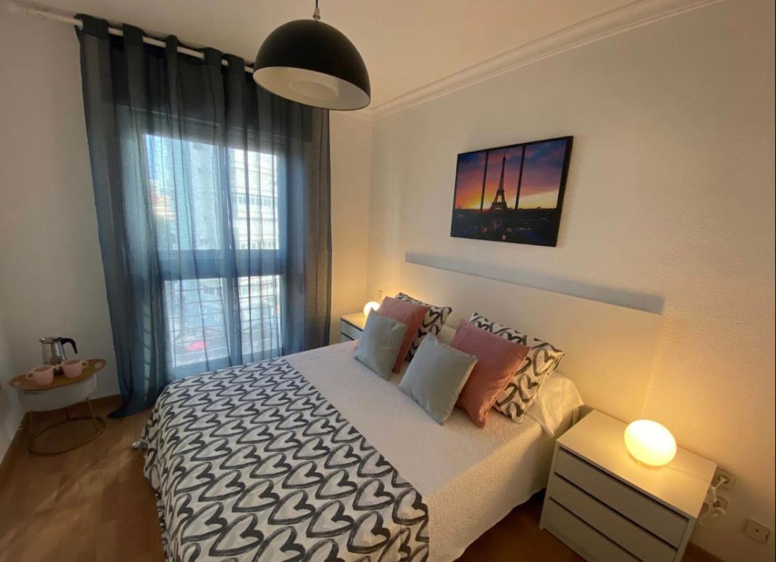 Confortable Habitacion مالقة المظهر الخارجي الصورة